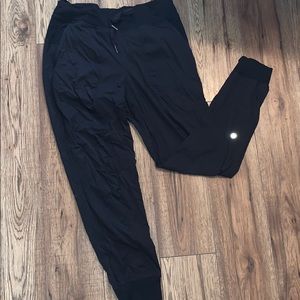 LULU LEMON DANCE STUDIO JOGGER